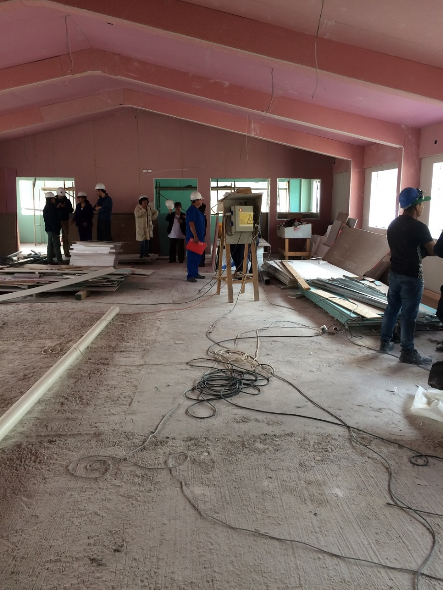 Fenpruss y Fenats visitan obras de futuro Comedor de Funcionarios del Hospital de Lota.