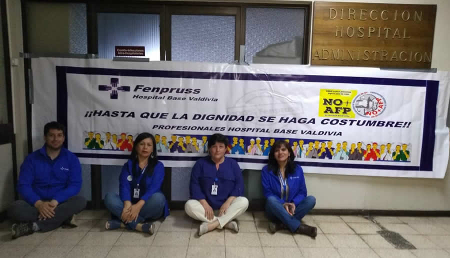 Fenpruss Valdivia en Toma de la Dirección Hospital Base Valdivia por desvinculación de profesional