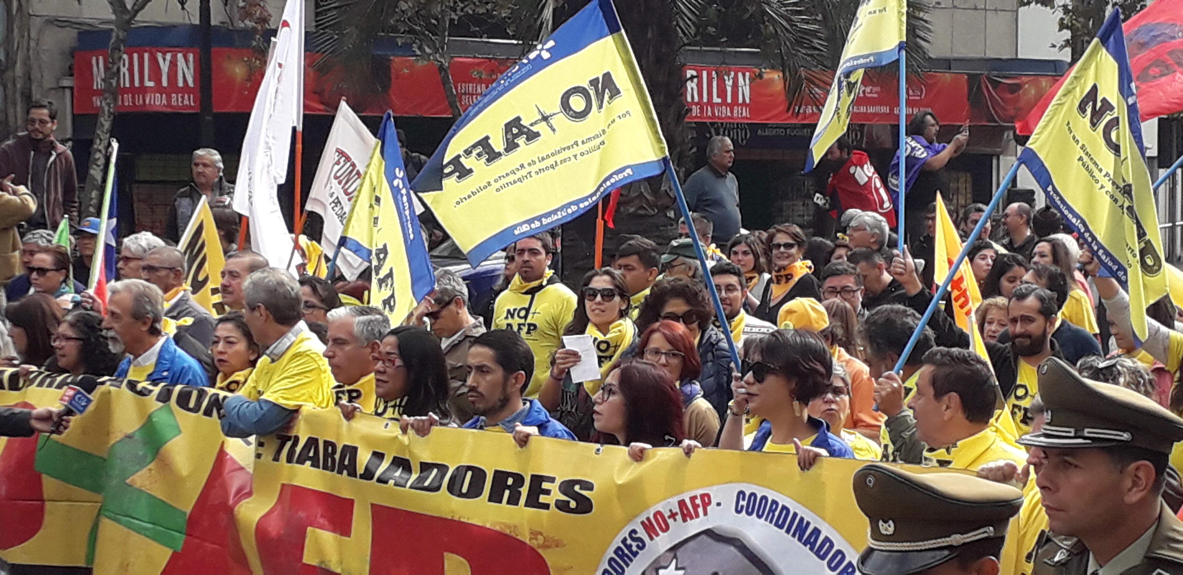 Fenpruss se movilizó en todo Chile diciendo NO+AFP