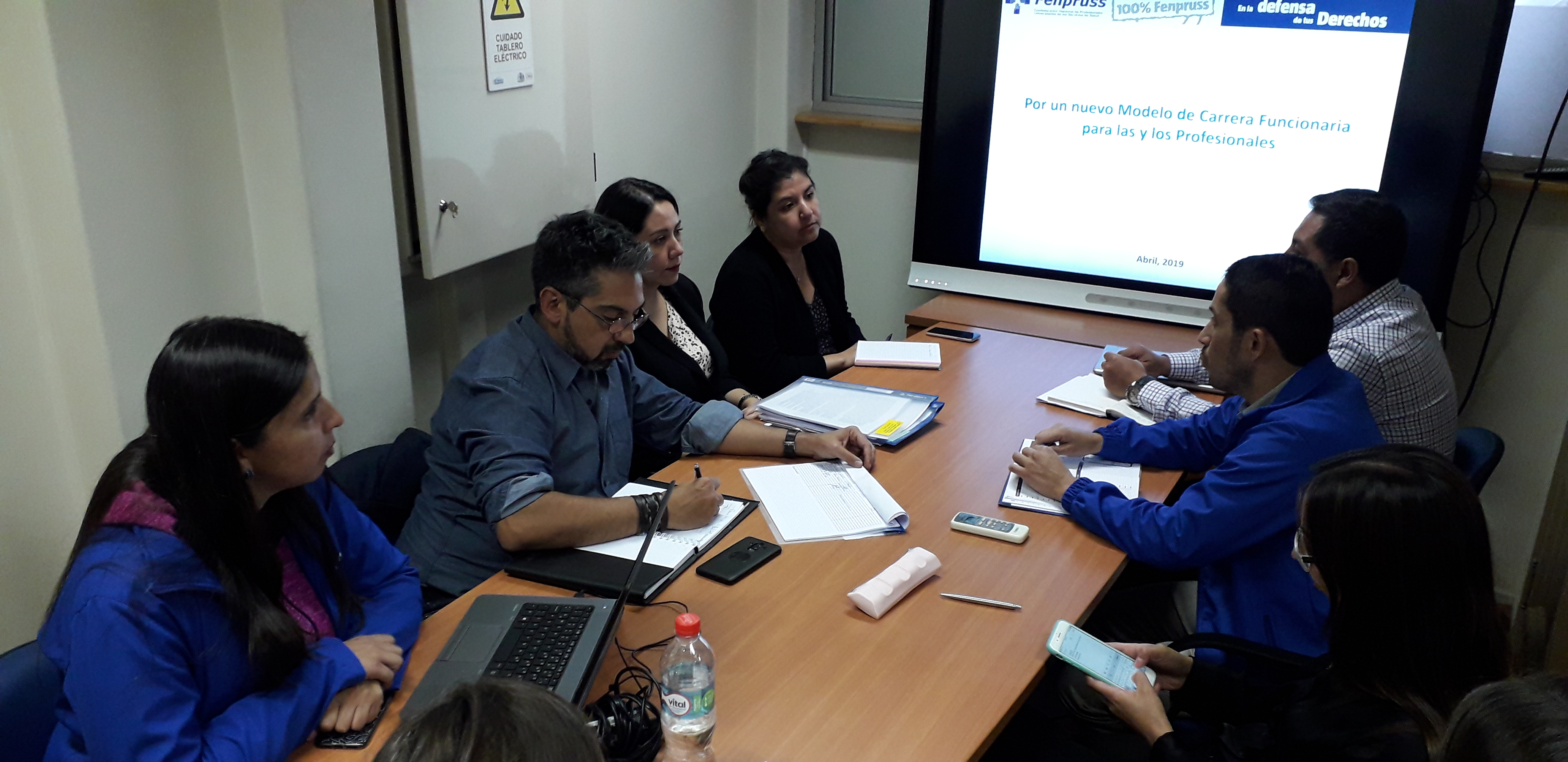 Fenpruss presentó propuestas a grupo de estudio sobre nueva carrera funcionaria