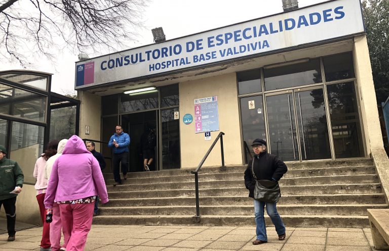 Multigremial denuncia crisis presupuestaria en Hospital de Valdivia