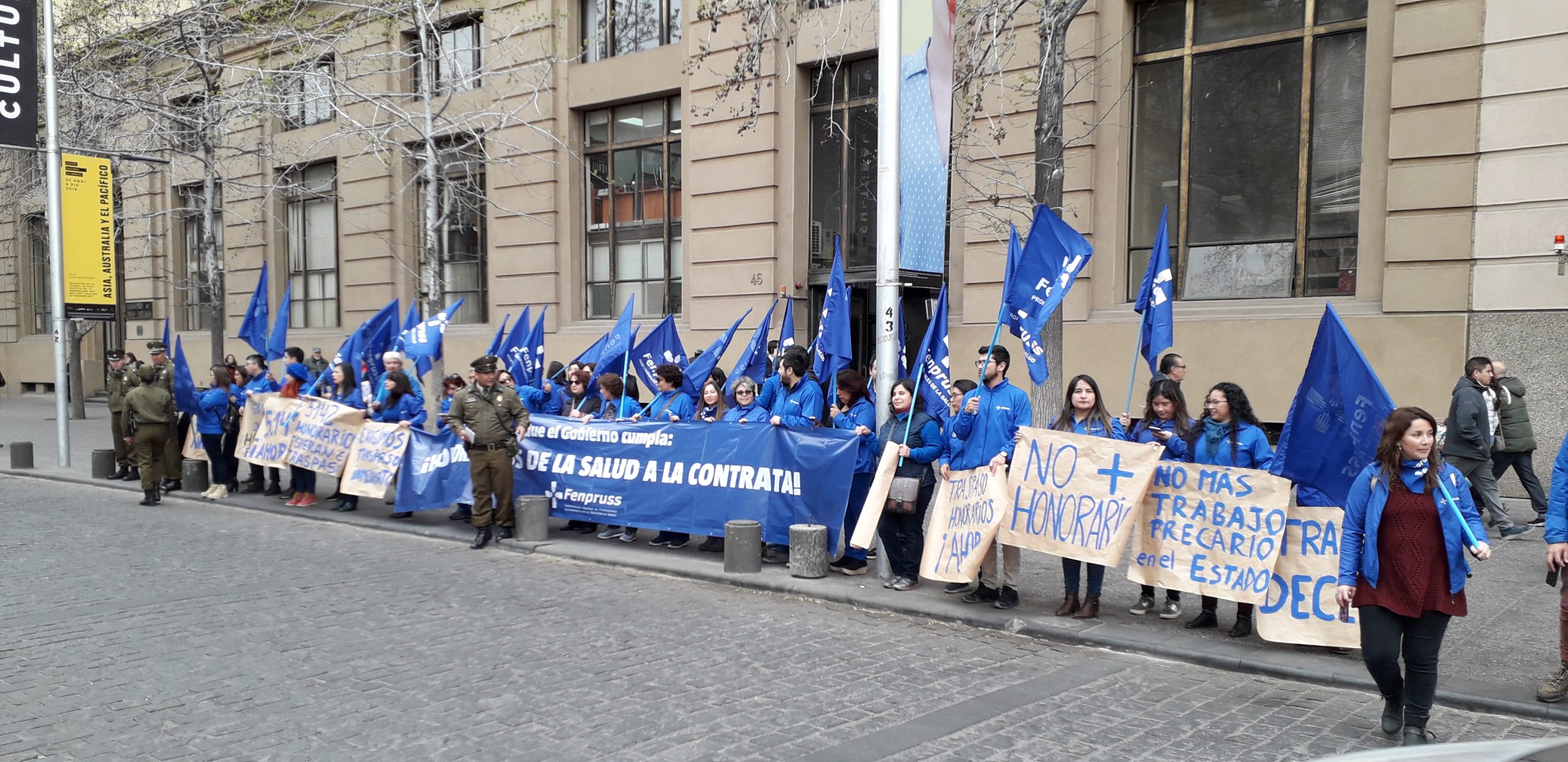 Fenpruss presenta recurso para incluir a honorarios de otros ministerios en traspaso a contrata