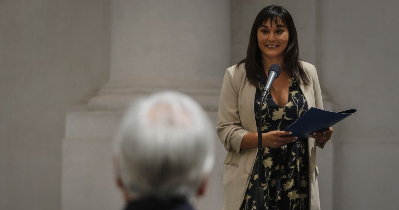 Fenpruss apoya a la presidenta del Colegio Médico y critica ataques del Gobierno