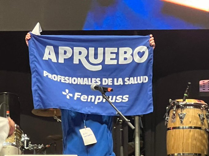 Fenpruss participó de masivo cierre de campaña por el Apruebo