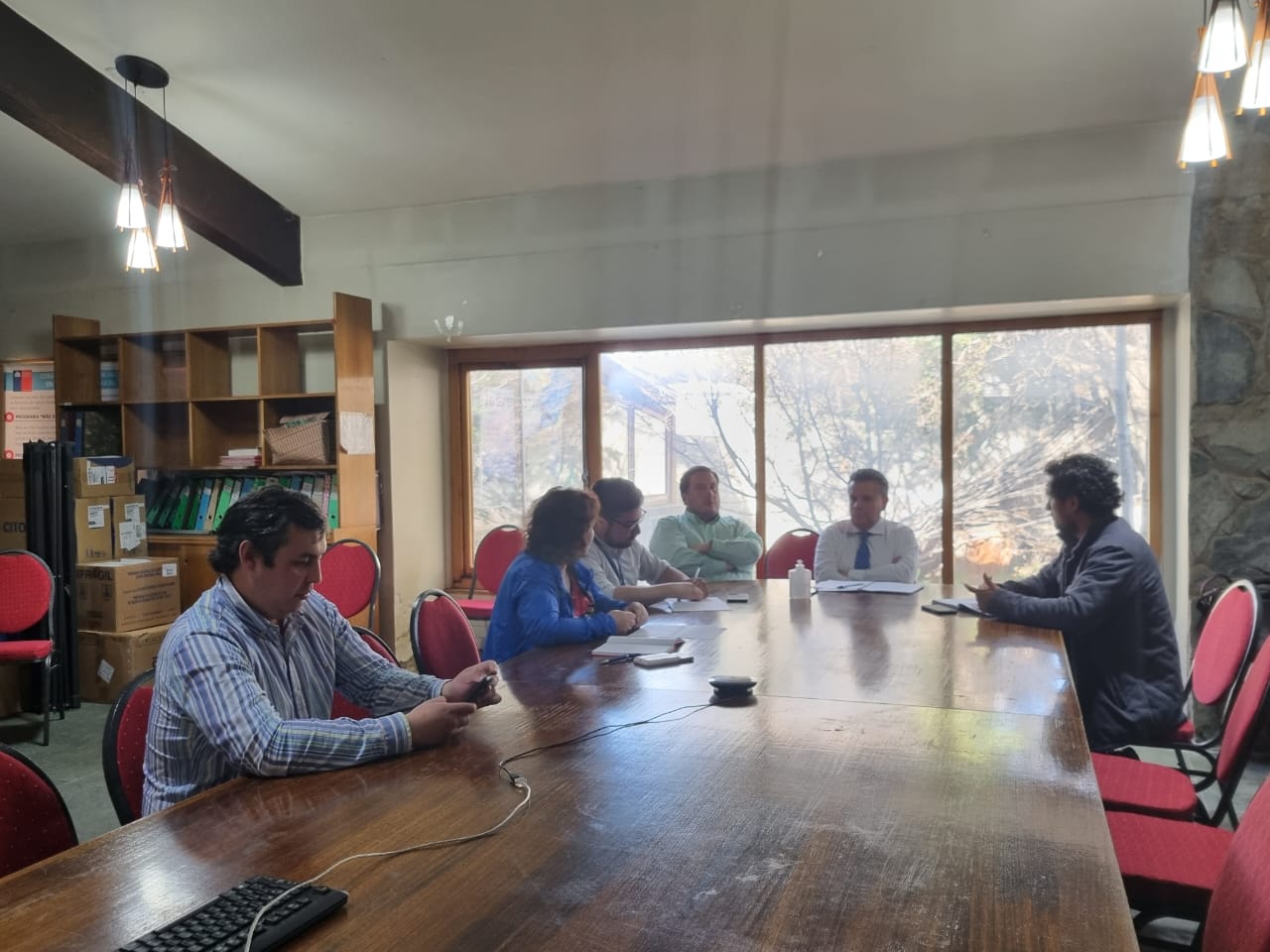 Por la Salud Pública que aspiramos: Fenpruss Aysén participa en reunión Multigremial Aysén con Director(s) SSA