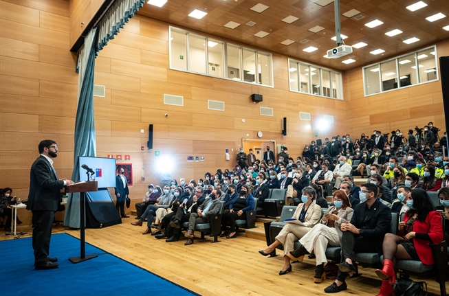 Base del Hospital Biprovincial Quillota-Petorca entrega carta a Presidente Boric en apoyo de los trabajadores y trabajadoras a honorarios COVID