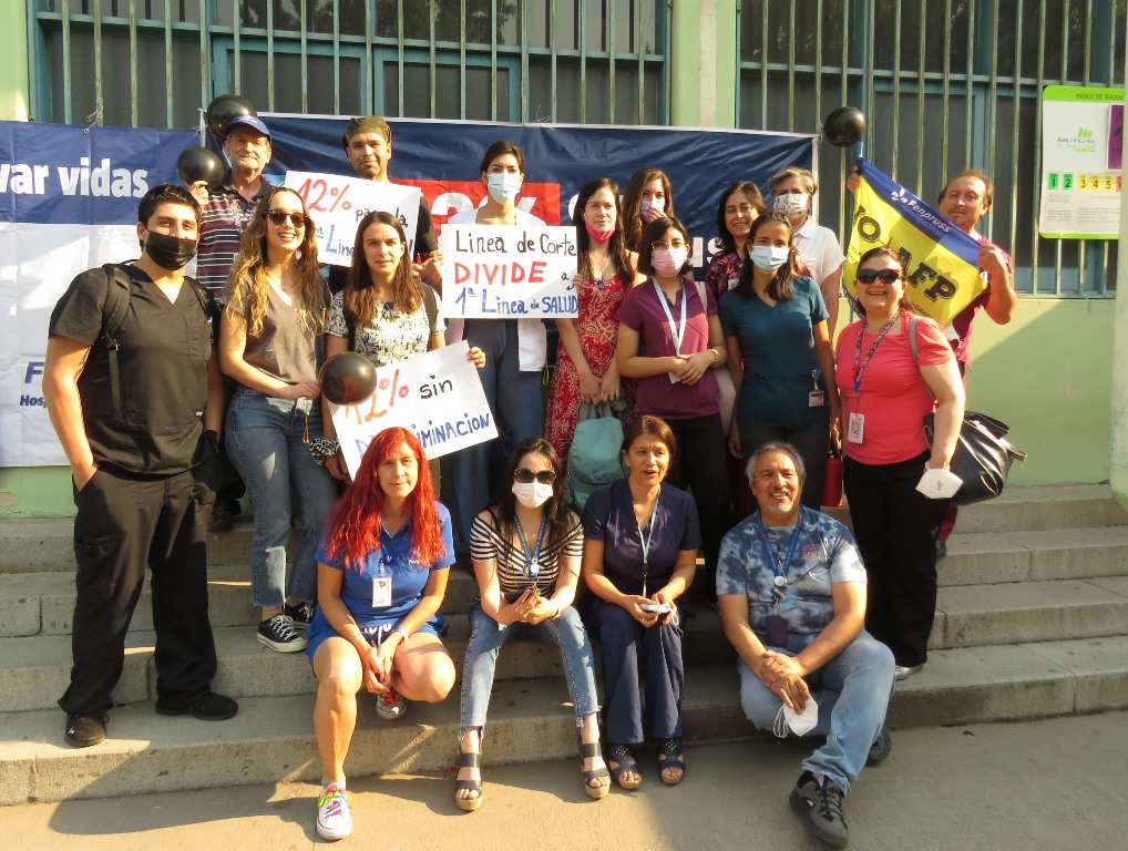 Por ser una medida arbitraria: Fenpruss Hospital Roberto del Río se manifiesta en contra del reajuste del Gobierno, junto a dirigentes del Colegio Médico