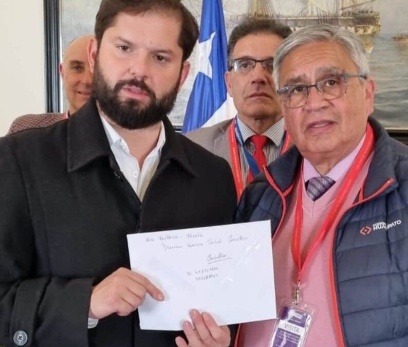 Fenpruss y Fenats de la DSS Concepción entrega carta a Presidente Boric sobre escandalosas alzas de sueldo de más de 30 millones a funcionarios de confianza del director del Servicio