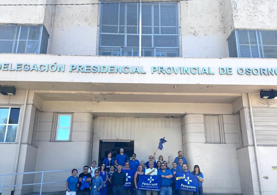 Por prácticas antisindicales: Dirigentes de la zonal Sur se manifiestan en la Dirección del Servicio de Salud Osorno