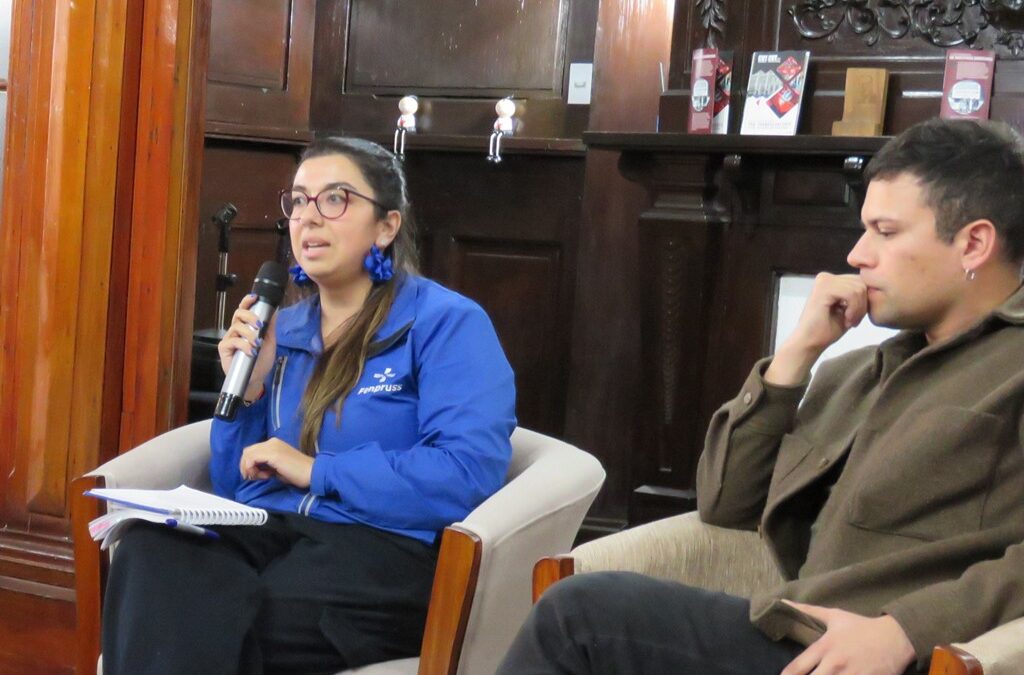 Jóvenes Fenpruss participan en conversatorio “Desafíos laborales en las juventudes y sindicalización” de la CUT
