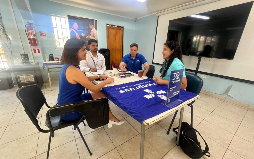 Fenpruss Coinco sostuvo reunión con directora (s) y recorrió recinto junto a coordinadora zonal