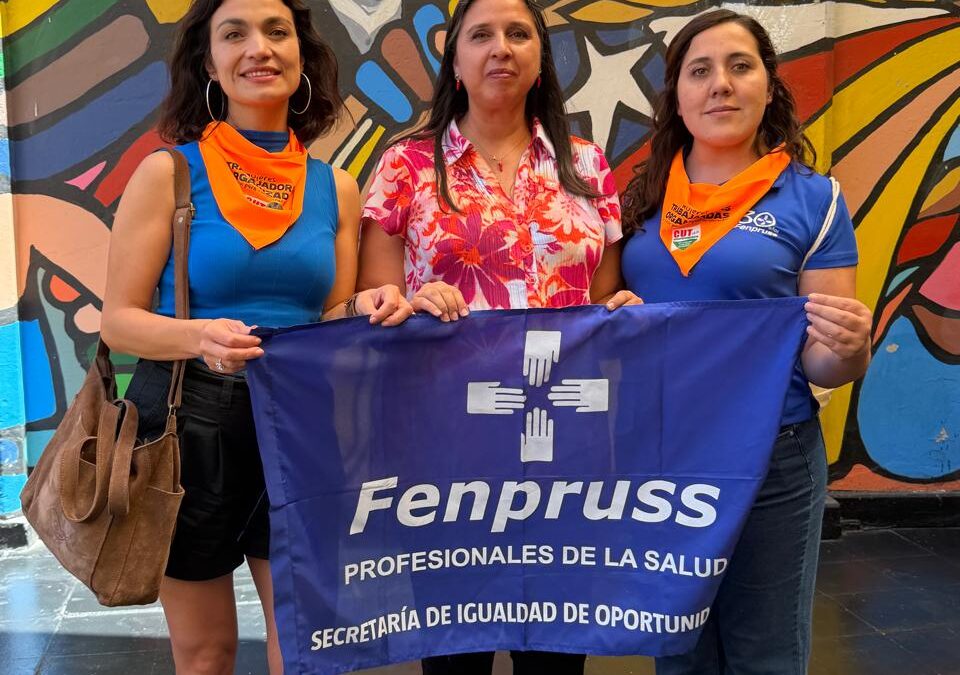 En el marco del #8M: Movimiento sindical participa en encuentro con el Presidente Boric