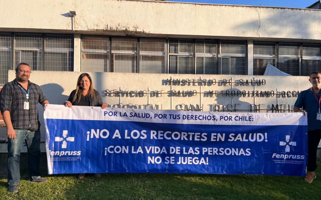 Fenpruss San José de Melipilla despliega lienzo contra recorte en salud pública