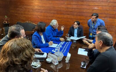 Fenpruss Arica aborda con diputado Jorge Díaz recortes en salud y demandas prioritarias para la región